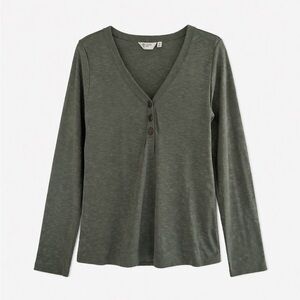 Candace Cameron Olive Ribbed V-Neck 3-Button Long Sleeve Top NWT
